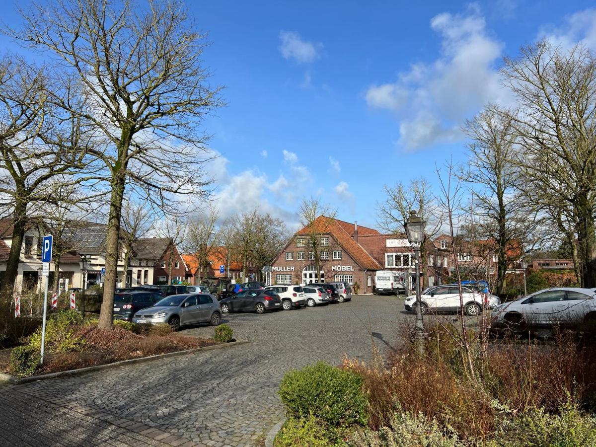Luxus Lindenhof Apartments -Ferienwohnungen In Friesland An Der Nordsee Am Naturschutzgebiet Urwald Neuenburg  Cameră foto