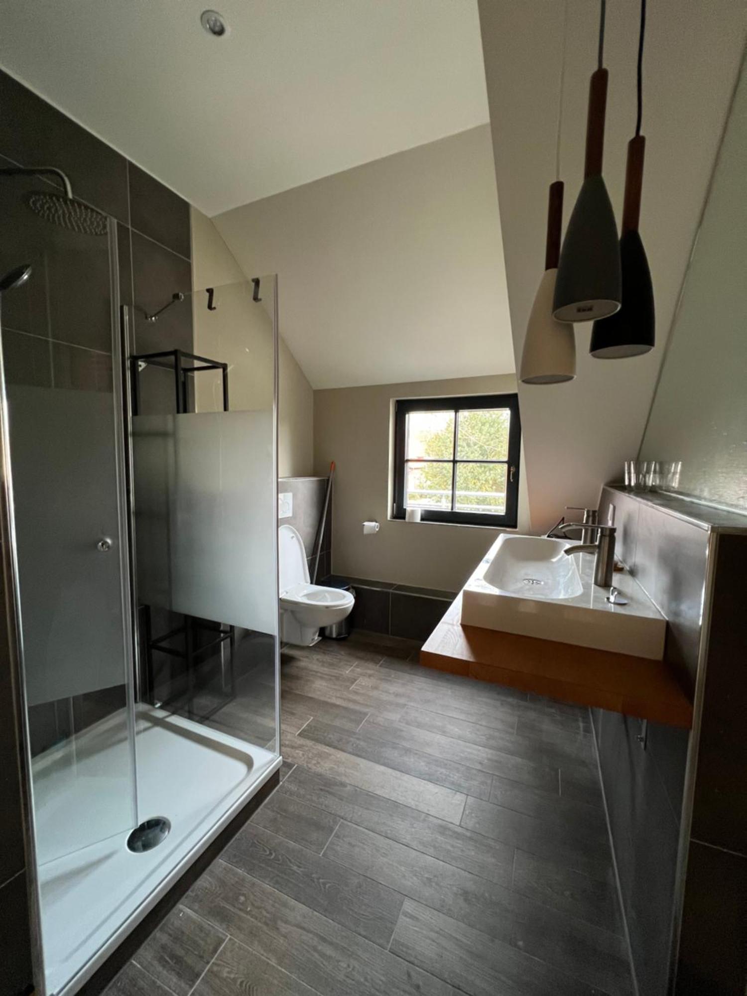 Luxus Lindenhof Apartments -Ferienwohnungen In Friesland An Der Nordsee Am Naturschutzgebiet Urwald Neuenburg  Cameră foto